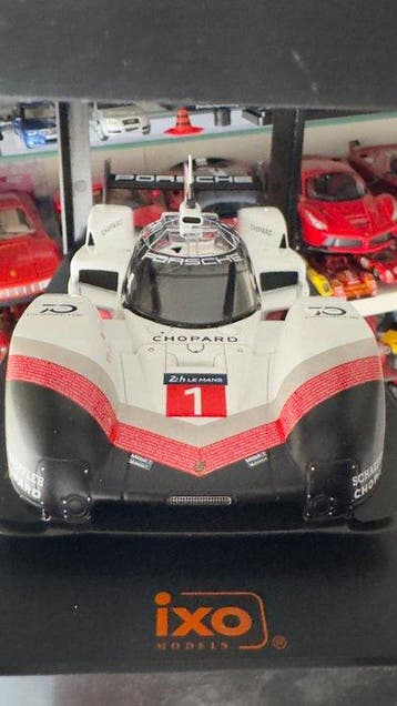 IXO - Limited Edition Series 1:18 - Voiture miniature -
