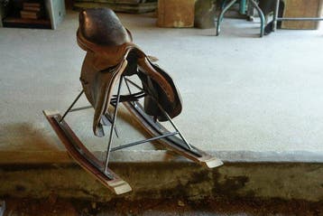 lebot upcycling designer - Lebot François - Schommelstoel -, Antiek en Kunst
