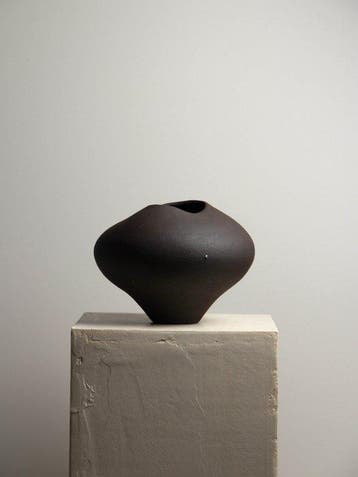 LEA STUDIOS - Valentina Cojocaru - sculptuur, Ebony - 20 cm