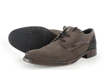 Bugatti Veterschoenen in maat 40 Bruin, Kleding | Heren, Schoenen, Bugatti, Bruin, Verzenden, Zo goed als nieuw