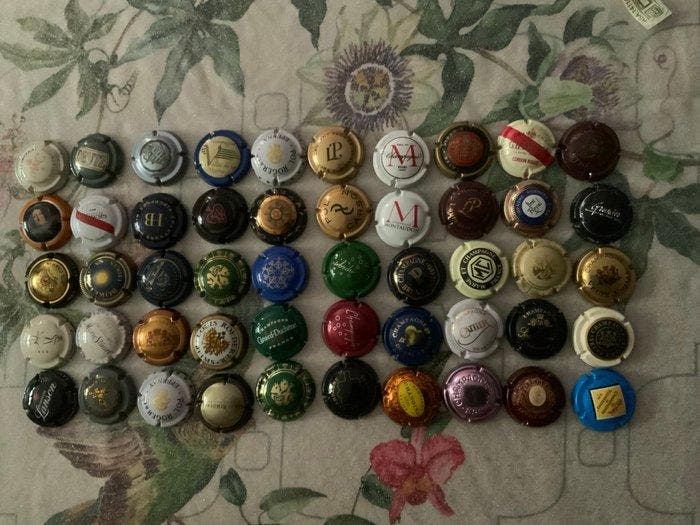 Champagne capsules - Staal, Antiquités & Art, Antiquités | Jouets