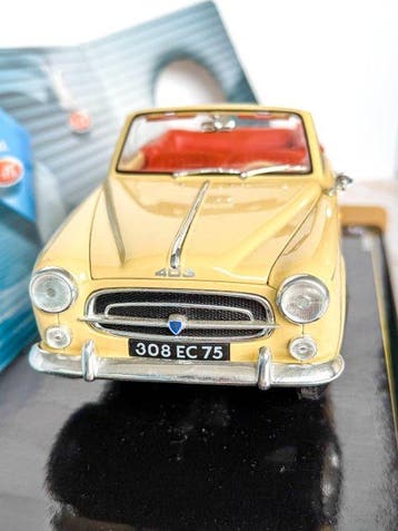 Solido - Modelauto - Peugeot 403 Cabriolet (1961), Nieuw