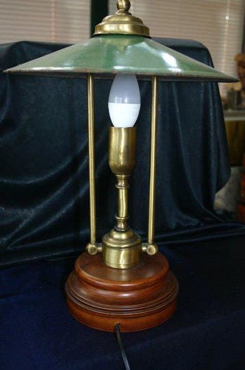 Lampe de table - Laiton, Fer - Casquette émaillée