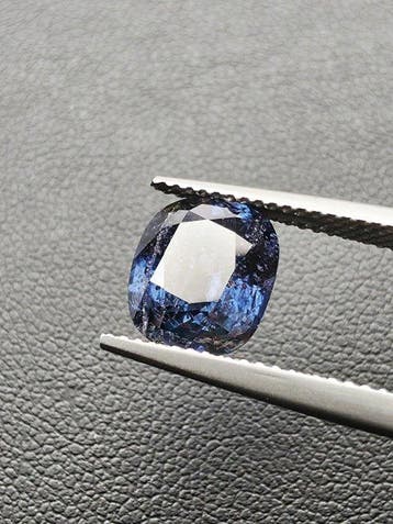 Blauw, Violet, Roze, Paars Spinel - 3.38 ct - Antwerp