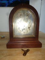 Horloge de table - - Chêne - 1930-1940