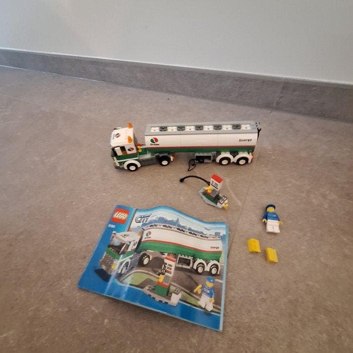 Lego Set - City - Octan Tankwagen, Enfants & Bébés, Jouets | Duplo & Lego
