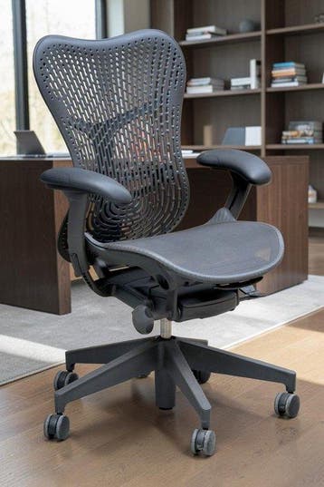 Herman Miller - Stoel - Mirra - Plastic, Metaal, Textiel -