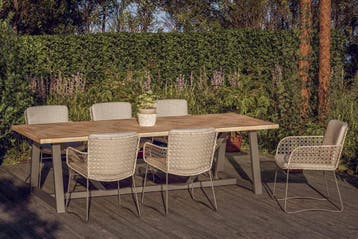 4 Seasons Outdoor Aprilla tuinset pure met Noah tafel 260 cm