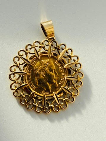 Pendentif en forme de monnaie - 18 carats Or jaune, Bijoux, Sacs & Beauté