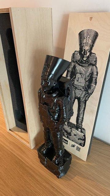 Imbue (1988) - XL Ancient Astronaut Nefertiti