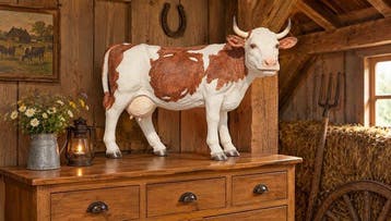 Beeld, Realistisch koeienbeeld - 30 cm - resin