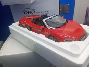 iScale 1:18 - Modelauto - Audi R8 Spyder V10, Hobby en Vrije tijd, Nieuw