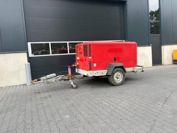 Veiling: Compressor Doosan 7125-10110 Diesel 97kW 2014, Articles professionnels, Machines & Construction | Pompes & Compresseurs
