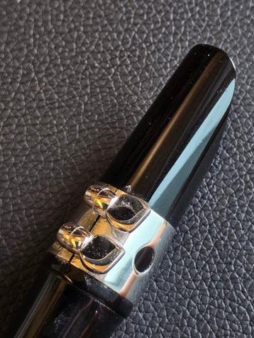 Delta - Stylo à bille roulante