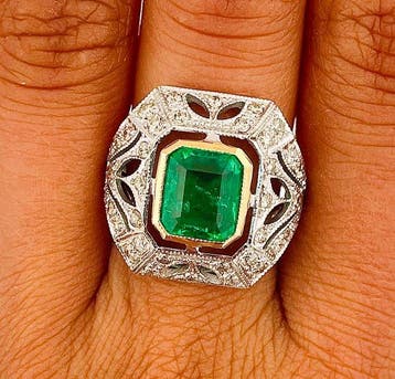 Ring - 18 karaat Witgoud, Geel goud Smaragd - Diamant
