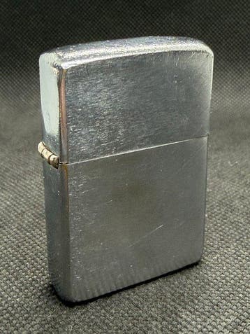 Zippo - Zippo vintage 1963 - Zonder minimumprijs - Aansteker