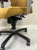 Refurbished Bureaustoel Geel Haworth Comforto 77 NPR 1813, Verzenden, Geel, Zo goed als nieuw, Bureaustoel