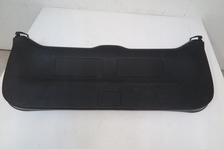 tapicerka osona klapy baganika Toyota Prius Plus 67750-470, Auto-onderdelen, Interieur en Bekleding, Gebruikt, Verzenden