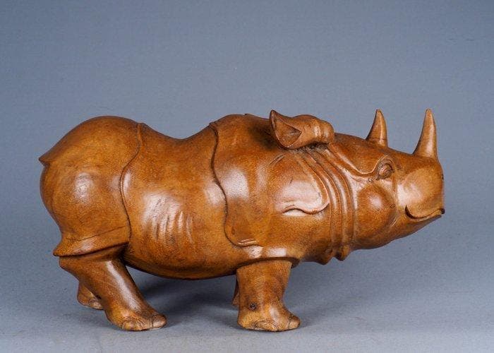 Beeld, Indische Neushoorn - 40 cm - Hout, Antiek en Kunst, Kunst | Designobjecten
