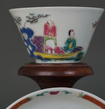 Qianlong (1735-1796) - Kop en schotel (2) - Man and Woman on