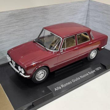 MCG 1:18 - Modelauto - Alfa Romeo Giulia Nuova Super (1974), Nieuw