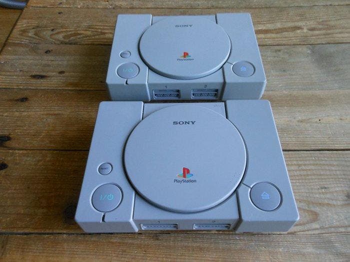 Sony - Playstation 1 (PS1) - 2x Playstation 1 with games -, Games en Spelcomputers, Spelcomputers | Overige Accessoires