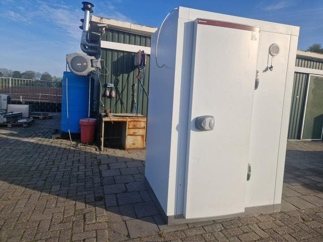 Vriescel 140 x 110 x 211 cm stekker klaar, Zakelijke goederen, Horeca | Keukenapparatuur, Gebruikt, Koelen en Vriezen