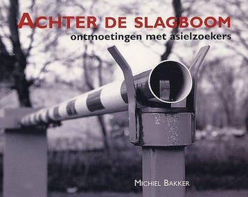ACHTER DE SLAGBOOM 9789033605352 Maaike Bakker, Verzenden, Zo goed als nieuw, Maaike Bakker