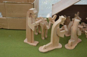 Kerststal (16) - Handgemaakte kerststal 16 delig - Hout -, Antiek en Kunst