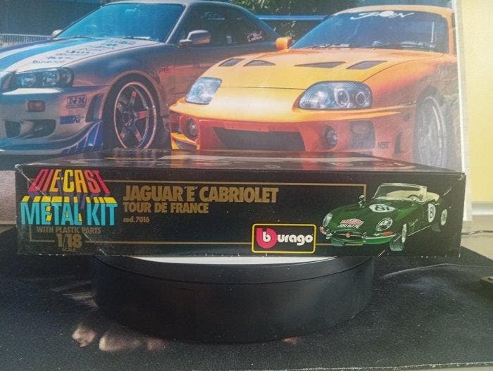 Bburago 1:18 - Model cabriolet - Jaguar - Die-cast metalen, Hobby & Loisirs créatifs, Voitures miniatures | 1:5 à 1:12