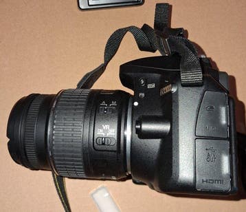 Nikon D3300 + DX AF-S Nikkor 18-55mm 1:3.5-5.6 G VR Appareil