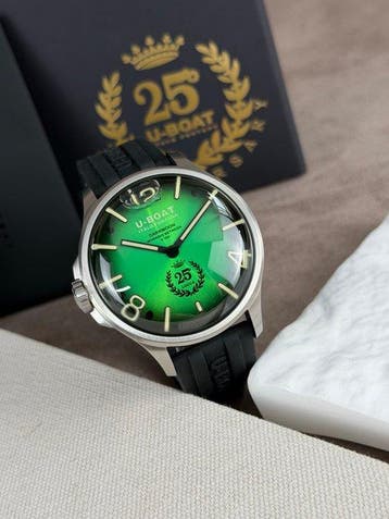 U-Boat - Darkmoon full liquid 25th Anniversary Left Hook -, Nieuw