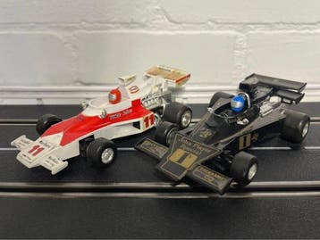 Polistil - Slotcar 2x F1 Vintage - John Player Special -, Nieuw