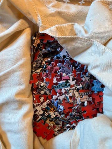 Jeu de société - Puzzle Louis Vuitton en boîte acrylique -