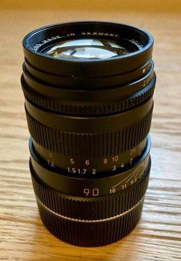 Leitz Tele-Elmarit-M 90mm f/2.8 Telephoto Lens - Leica M