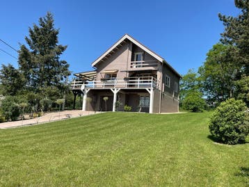 Ardennen 8 personen, weids uitzicht, rustig gelegen, hond, Chalet, Bungalow of Caravan