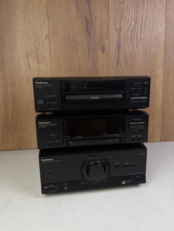 Technics - Amplificateur SE-CH540 + Lecteur de disques
