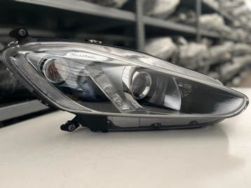 MASERATI GRANTURISMO M145 LIFT XENON+LED KOPLAMP R 285743, Verzenden