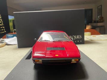 Top Marques 1:12 - Modelauto - Dino 308 GT4, Hobby & Loisirs créatifs, Voitures miniatures | 1:5 à 1:12