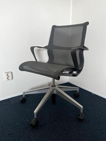 Herman Miller Setu Bureaustoel, Huis en Inrichting, Verzenden, Zwart, Zo goed als nieuw, Bureaustoel