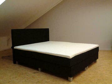 Boxspring Victory - 200 x 200 Chicago Black 95  €475,-, Nieuw