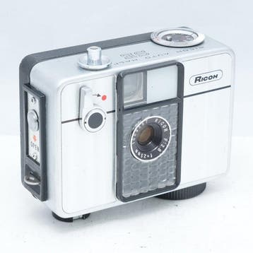 Ricoh Auto Half SE Analoge camera