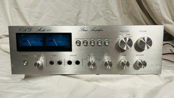 NAD - Modèle 60 ( RESTAURÉ le conteneur en bois ), TV, Hi-fi & Vidéo