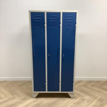 Garderobe/lockerkast 3 deurs, met hang en leg (hxbxd), Huis en Inrichting, Kasten | Overige, Gebruikt