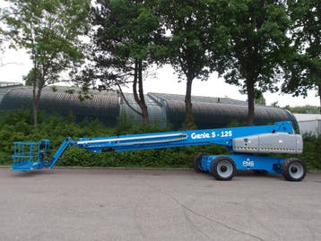 Veiling: Telescoophoogwerker Genie S-125 Diesel 40.10m 2013, Ophalen
