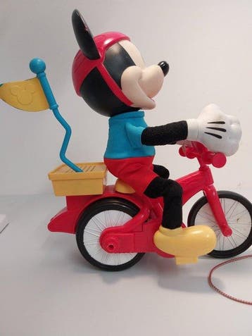 Disney - Speelgoed figuur Mickey Mouse à vélo avec chien à, Verzamelen, Nieuw