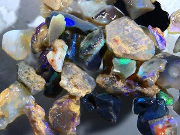 Geen minimumprijs - Ct. 70.00 Lightning Ridge Australische