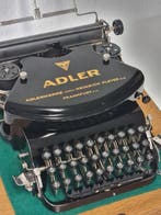 Adlerwerke. H. Kleyer AG - Model 7 - met houten kist en