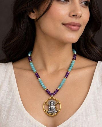 Boeddhistische collier van 14 karaat in aquamarijn en