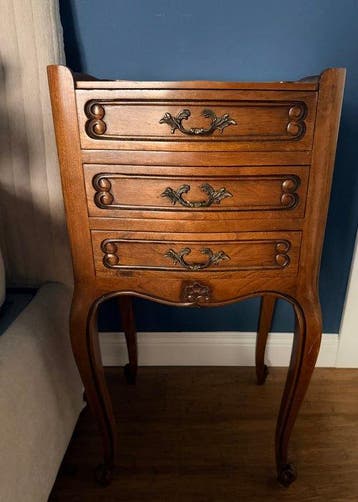 Ébénisterie des Sèvres - Table de chevet - Bois